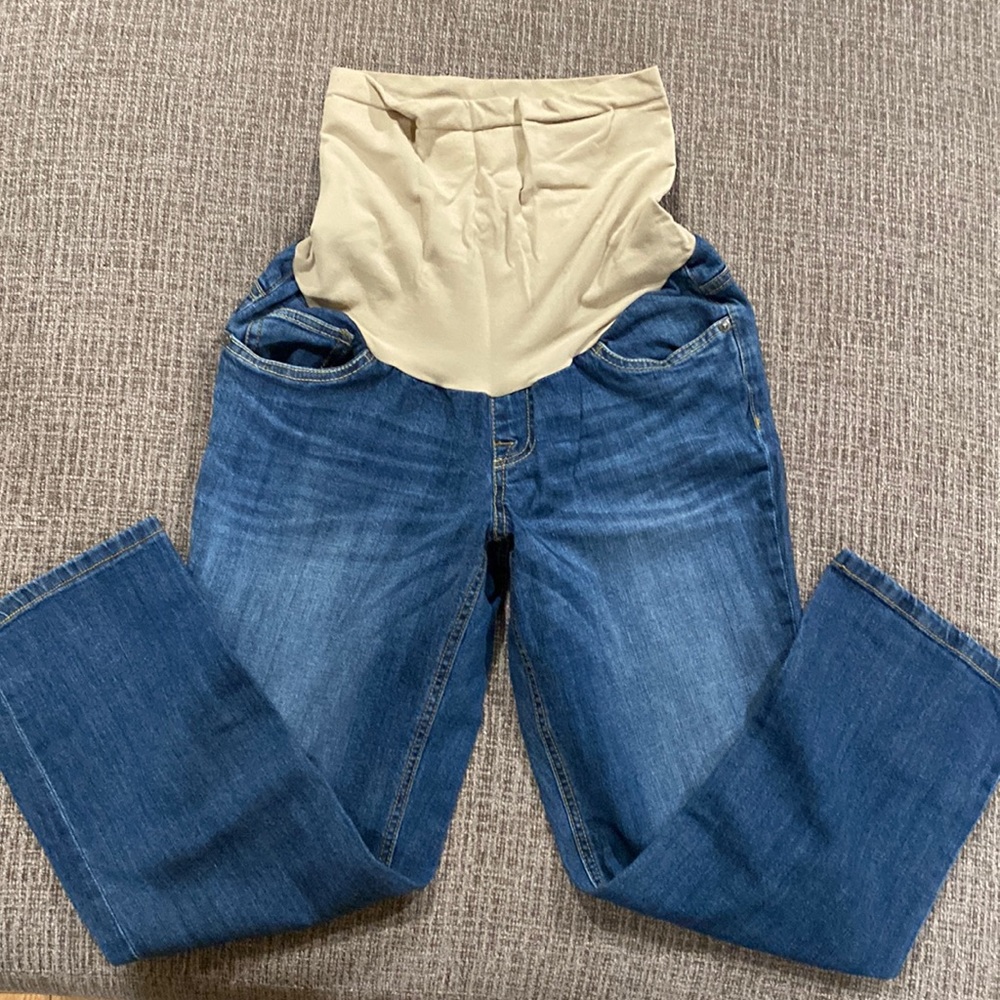Maternity crop jeans